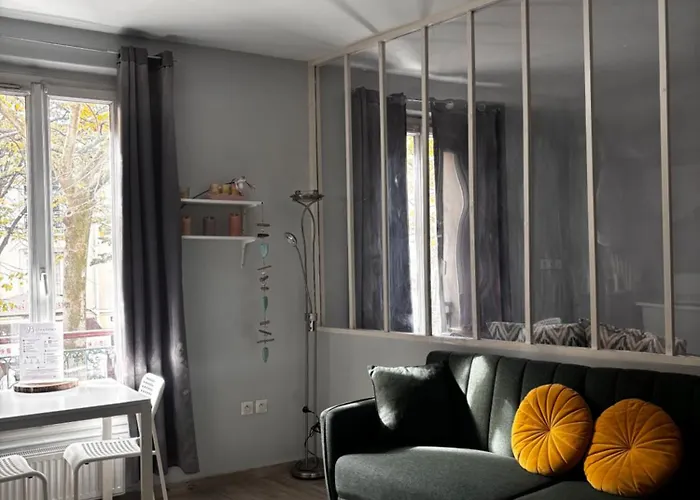 In The Heart Of Chinatown, Appartement Paris